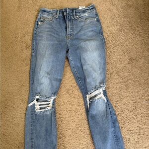 Good American High-Rise Skinny Jeans with Knee Distress -